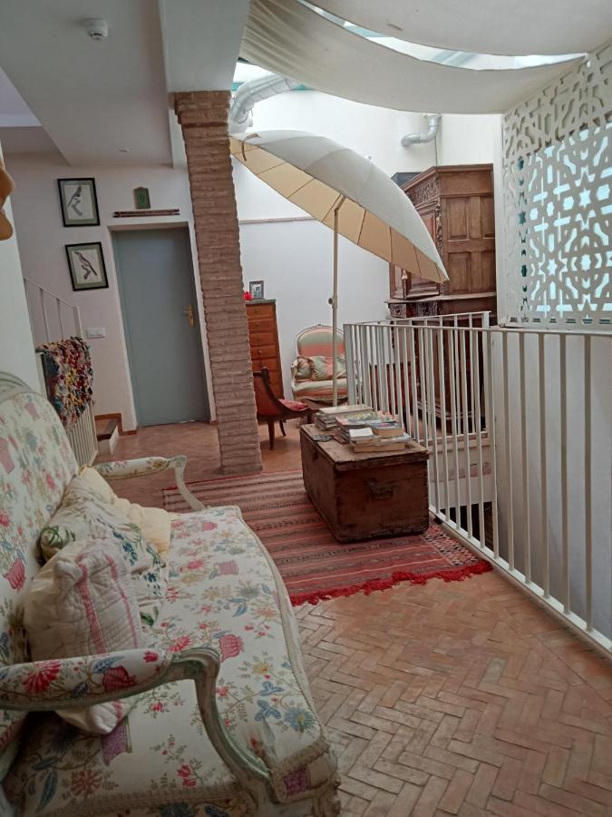 Hostal Casa Del Buen Viaje Sevilla Kültér fotó