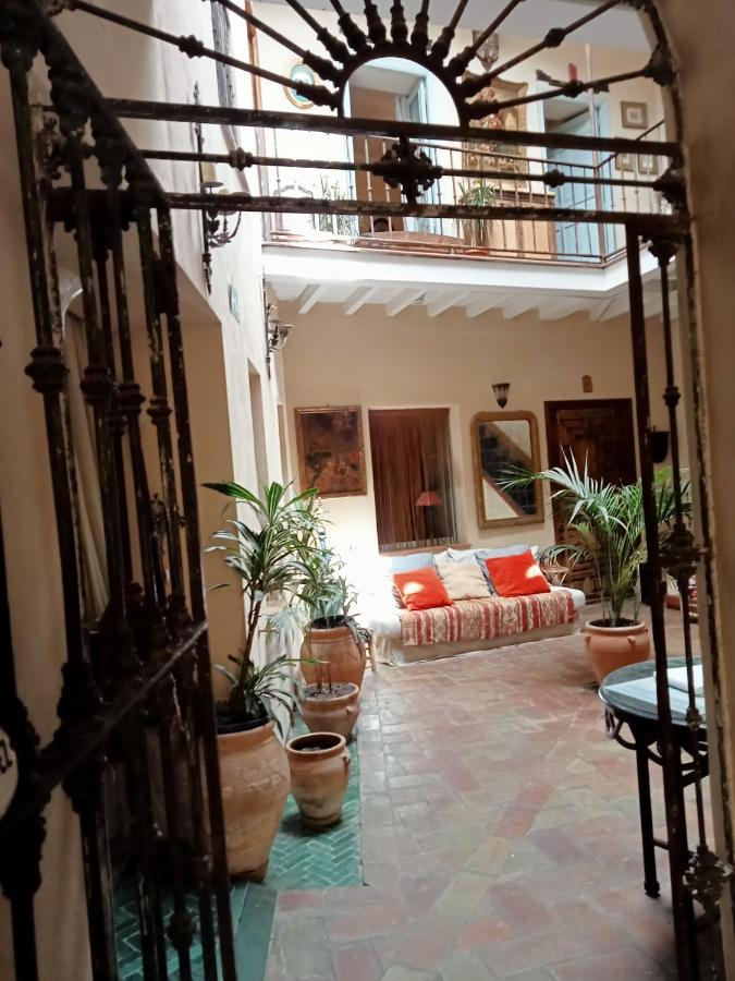 Hostal Casa Del Buen Viaje Sevilla Kültér fotó